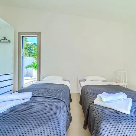 Апартаменты Luxury Bobovisce Panoramic Sea View Bobovisca